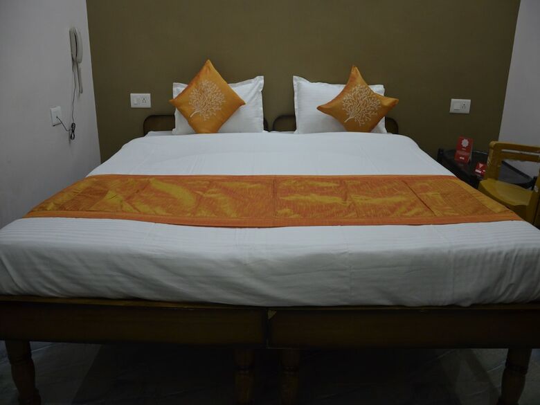 Hotel Oyo 7622 Varanasi Stays