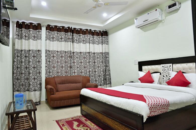 Oyo 10566 Hotel Shanti Guest House