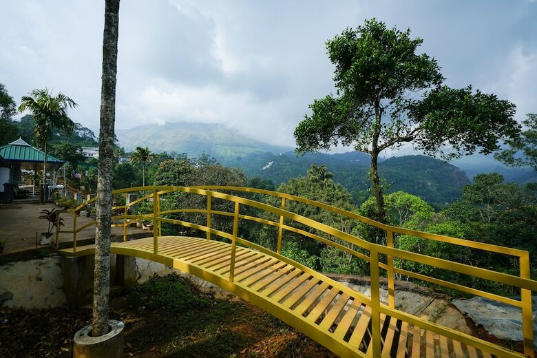 Oyo 10642 Hotel Munnar Kairali