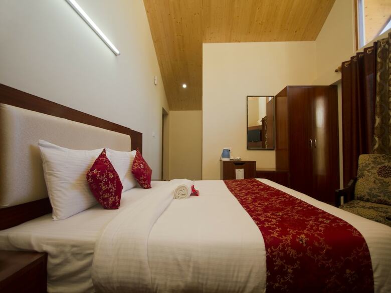 Oyo 2943 Hotel Eco Groves