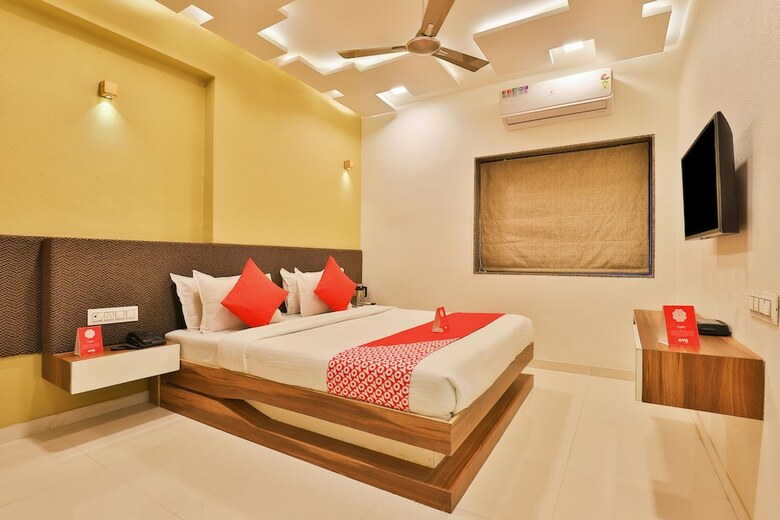 Oyo 10749 Hotel Neelkanth Bliss