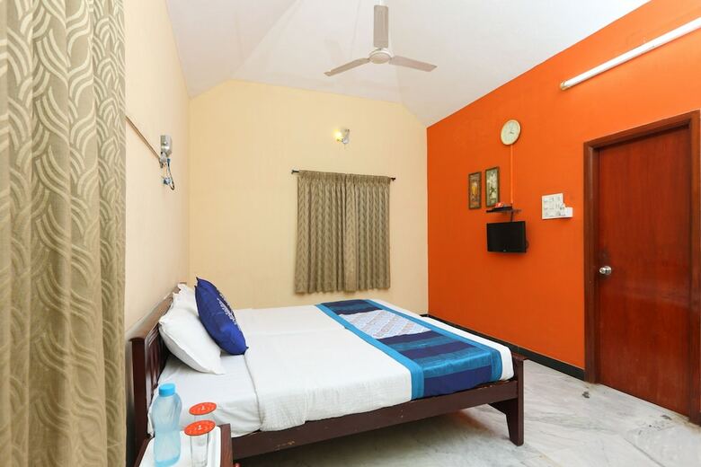 Hotel Oyo 20006 Silverkey T Nagar