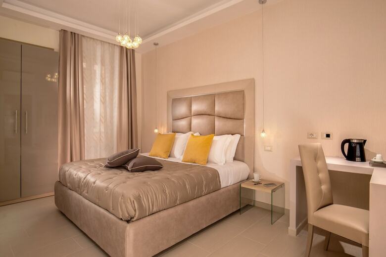 Hotel Borgognona Rooms