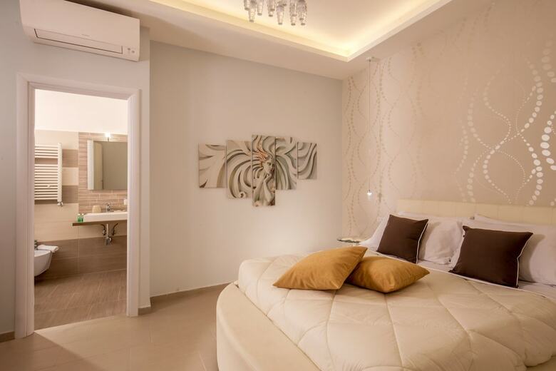 Hotel Borgognona Rooms