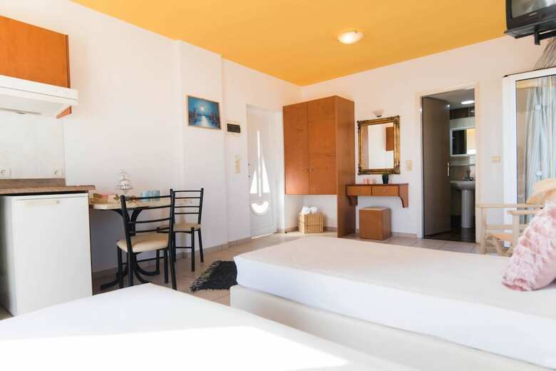 Apartamentos Yiannis Manos