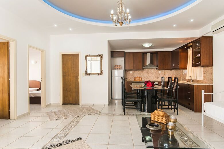 Apartamentos Yiannis Manos