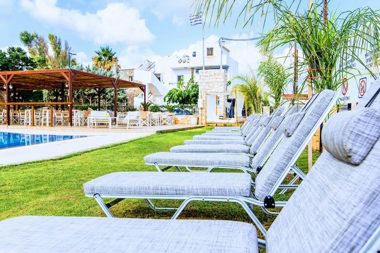 Apartamentos Yiannis Manos