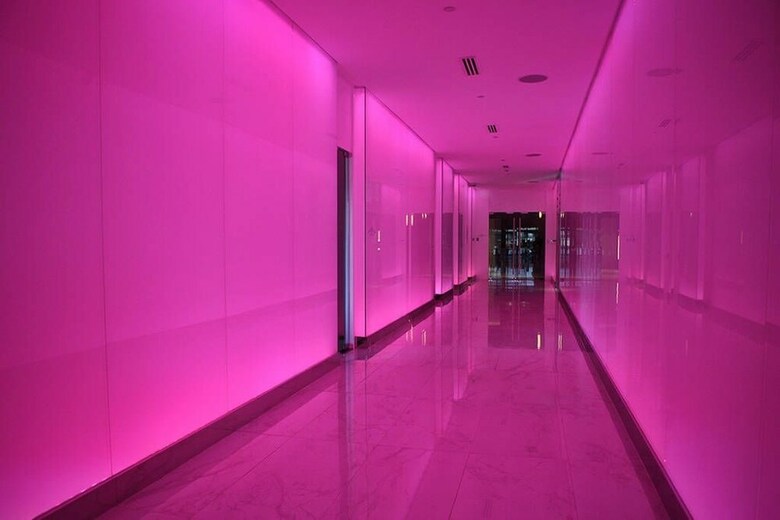 Azure Rio West Wavepool 1br Near Airport