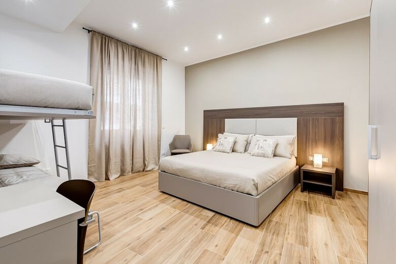 San Pietro Vatican Apartments