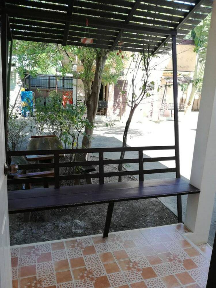 Hotel Chomtawan Resort