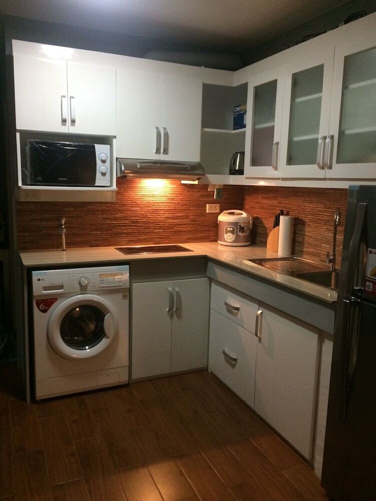 1br Unit For Rent One Oasis Condominium