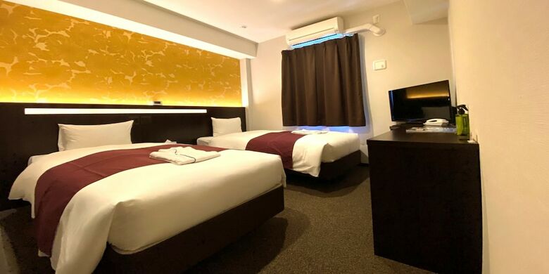 Kawarayamachi Crystal Hotel