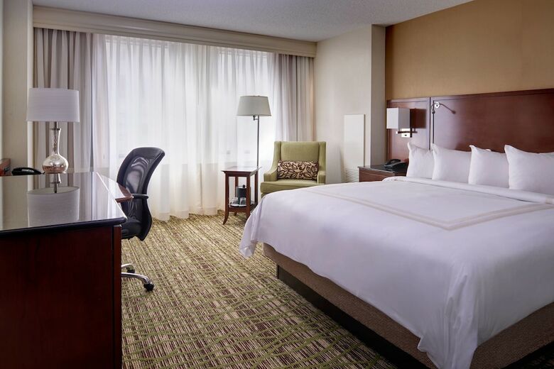 Hotel Cleveland Marriott Downtown At Key Tower