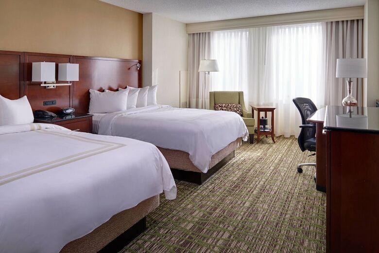 Hotel Cleveland Marriott Downtown At Key Tower