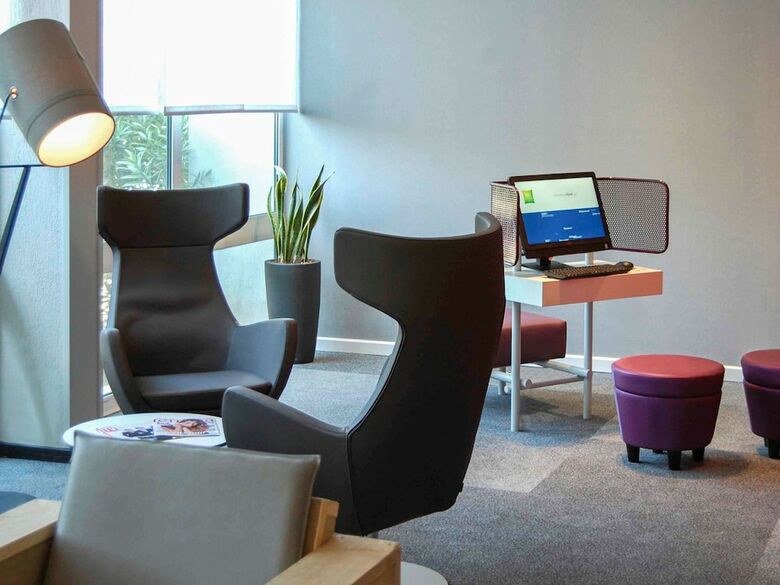 Hotel Ibis Styles Marseille Provence A�roport