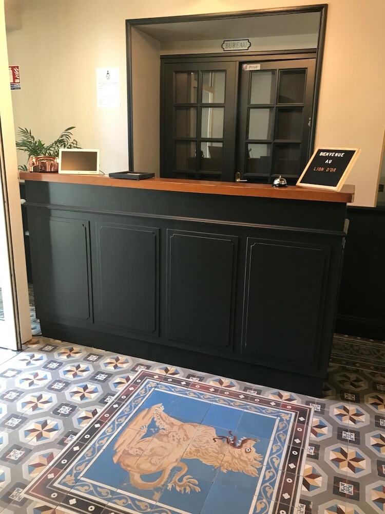 Hotel H�tel Du Lion D'or