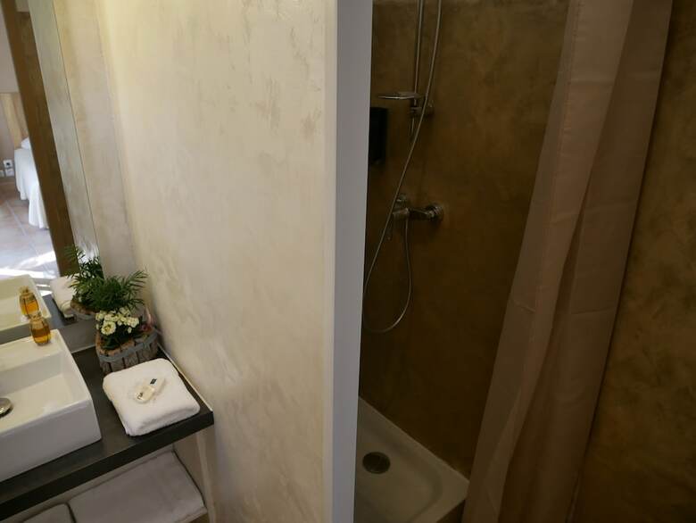 Hotel H�tel Les Ambres