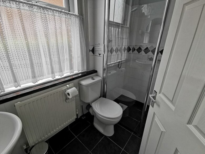 Fernhurst Holiday Apartments