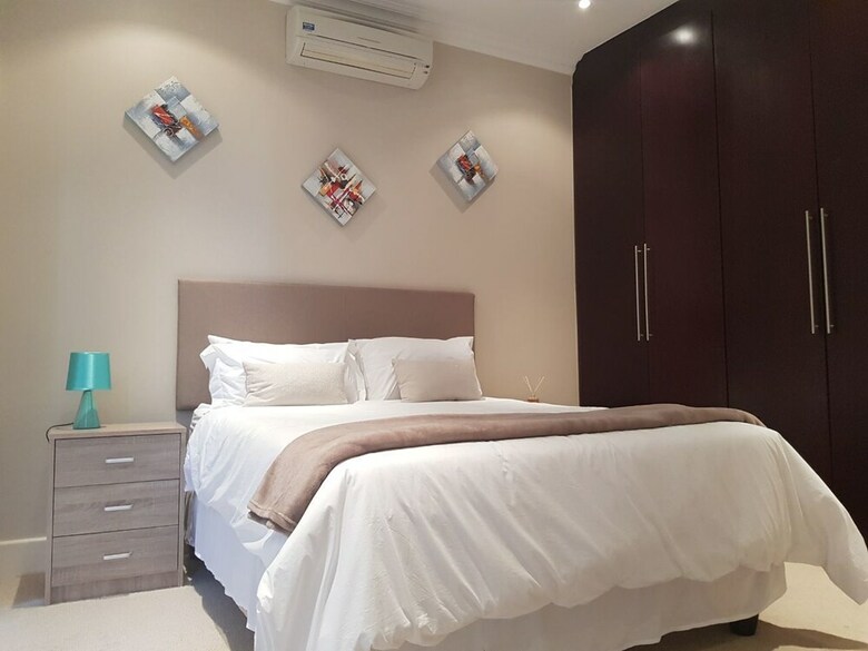 Villa House Havana Camps Bay