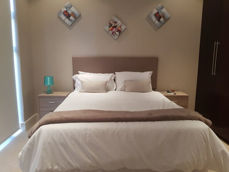 Villa House Havana Camps Bay