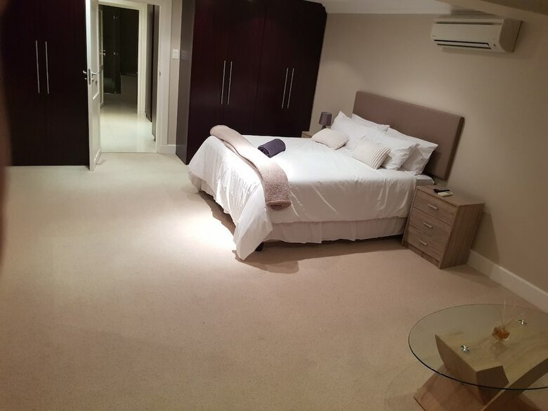 Villa House Havana Camps Bay