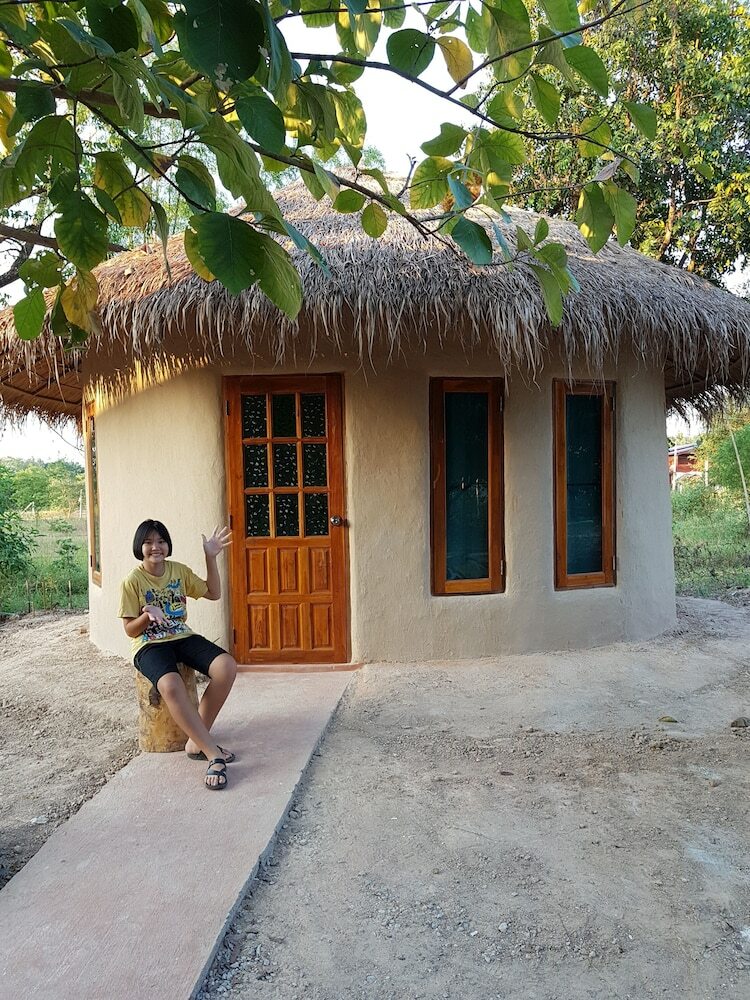Hotel Baandin Resort
