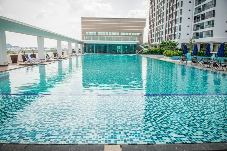 Apartamentos One Amerin Mall & Suites