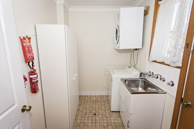 Colonial Motel And Serviced Apartments