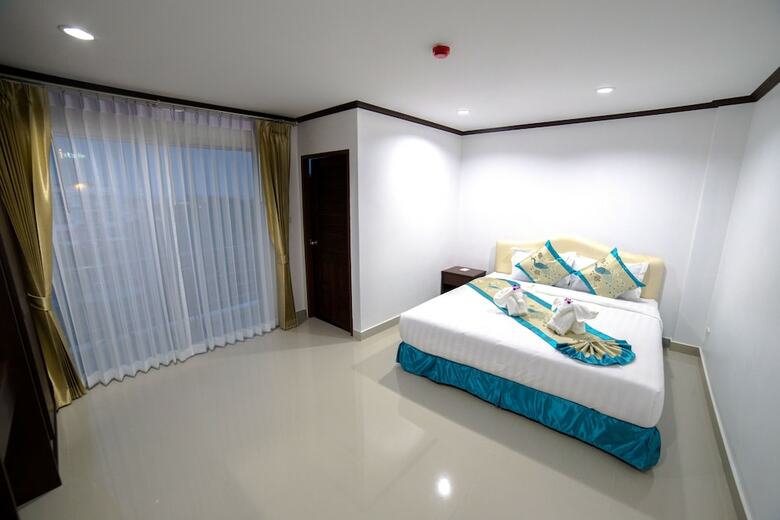 Apartamentos Baanpattamaporn