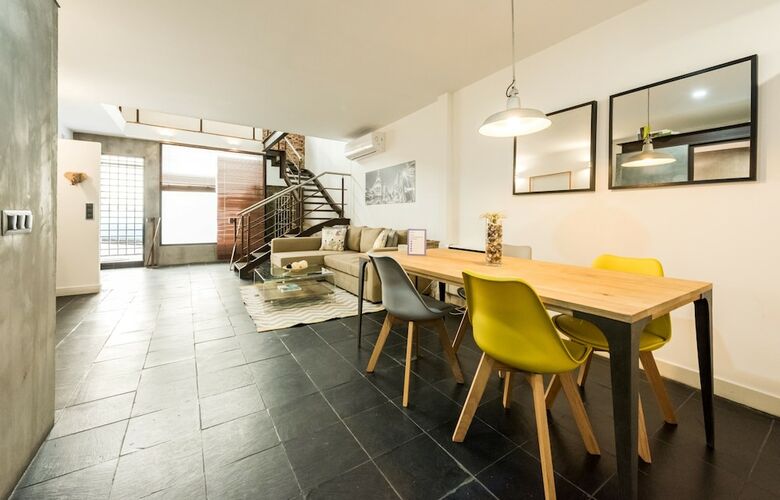 Apartamentos Teatro Valle Incl�n City Center