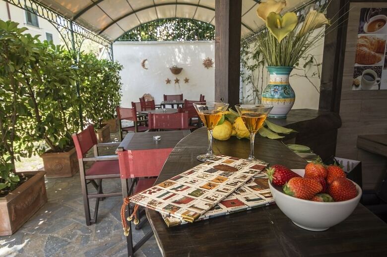 Hotel Residenza Turistica  Torre Delle Viole