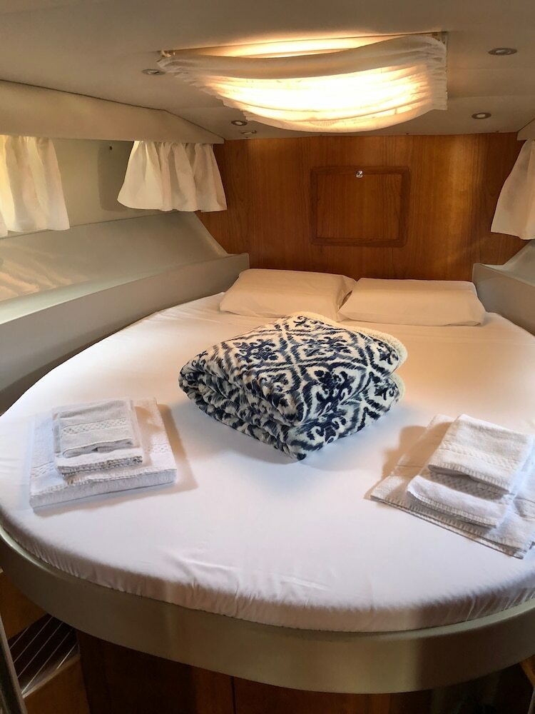Yacht Suite Cala Galera