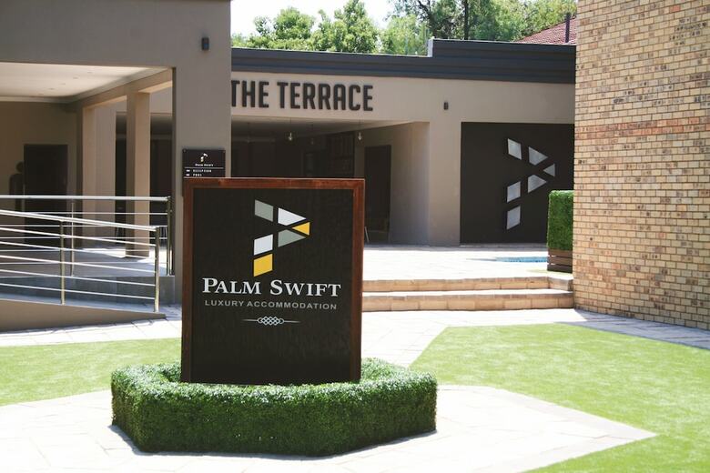Hotel Palm Swift Luxury Accommodation