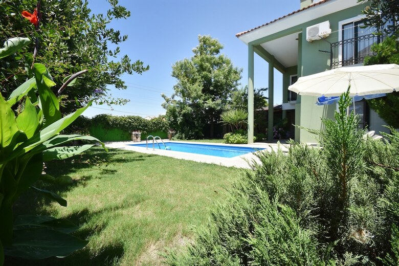 Ova7900 Villa Nail 2 Bedrooms