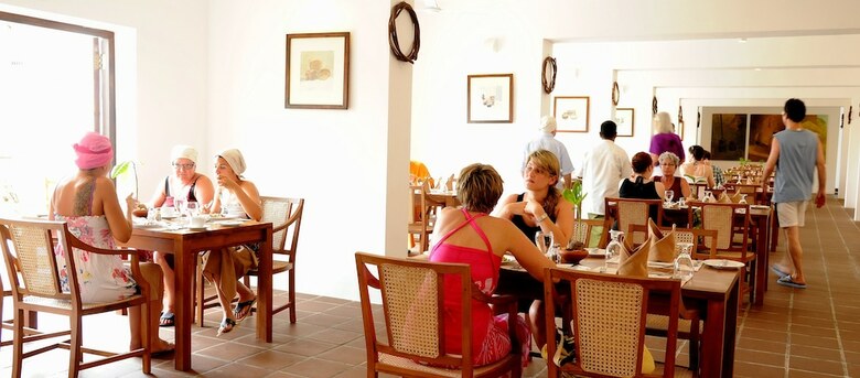 Hotel Heritance Ayurveda (All Meals + Ayurveda)