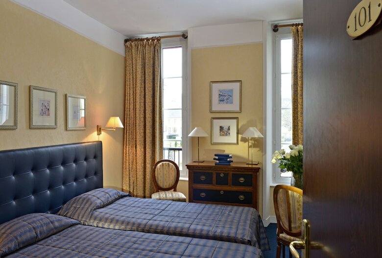 Hotel Churchill H�tel Bayeux