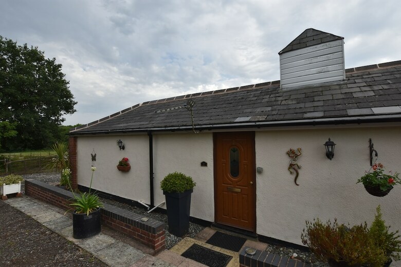 Little Rushbrook Cottages