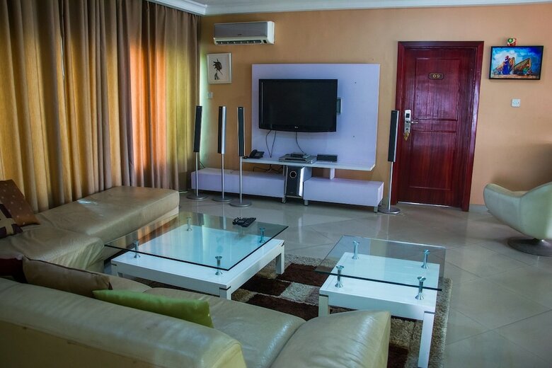 Hotel Chaka Resort & Extension