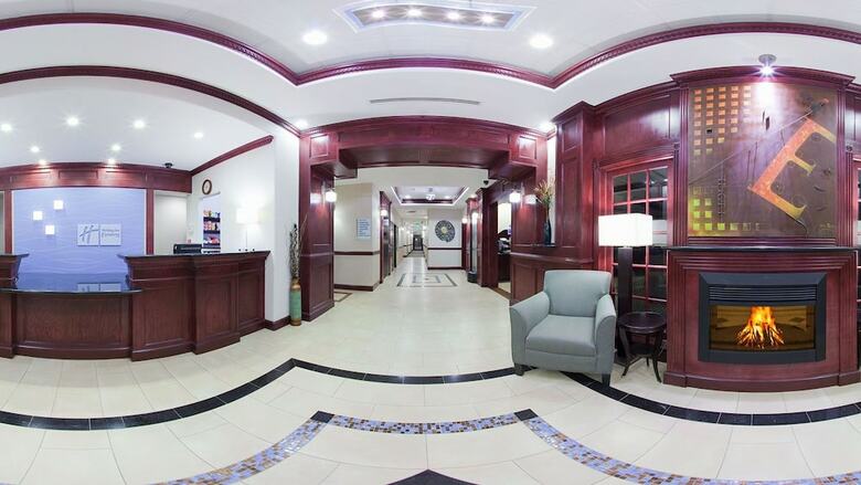 Holiday Inn Express Hotel & Suites Guymon