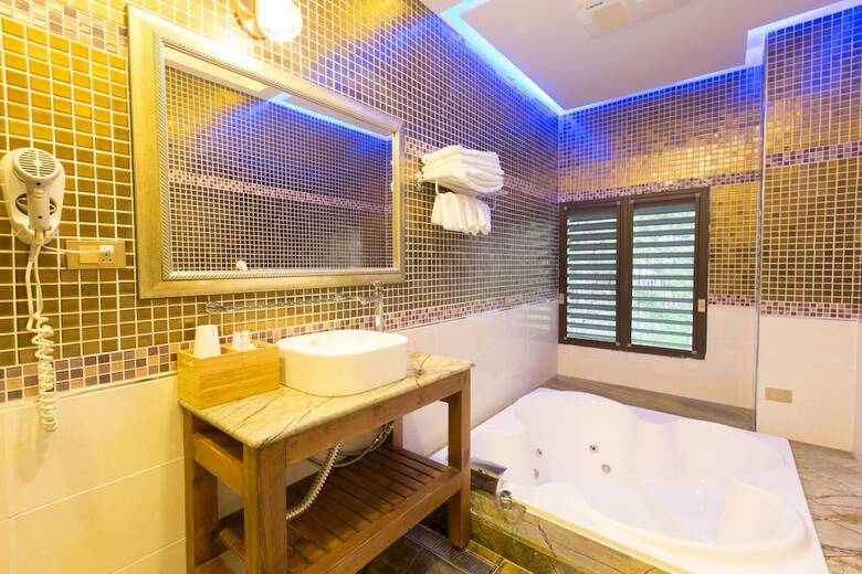 Bed & Breakfast Puli Story House
