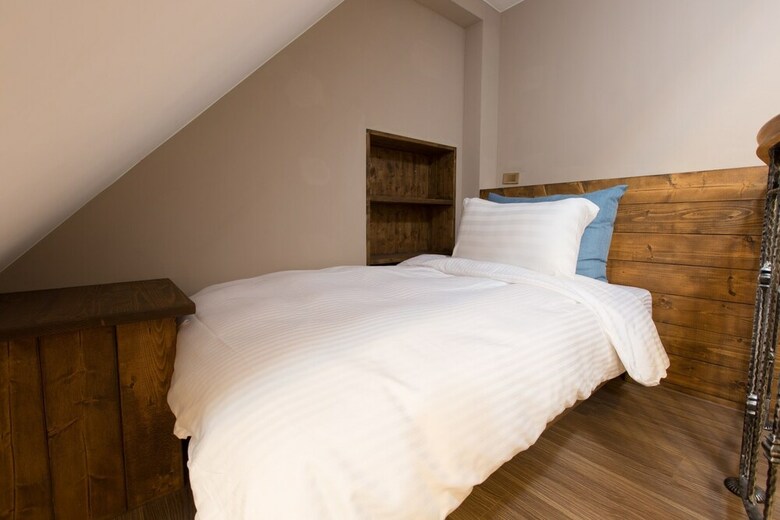 Bed & Breakfast Puli Story House