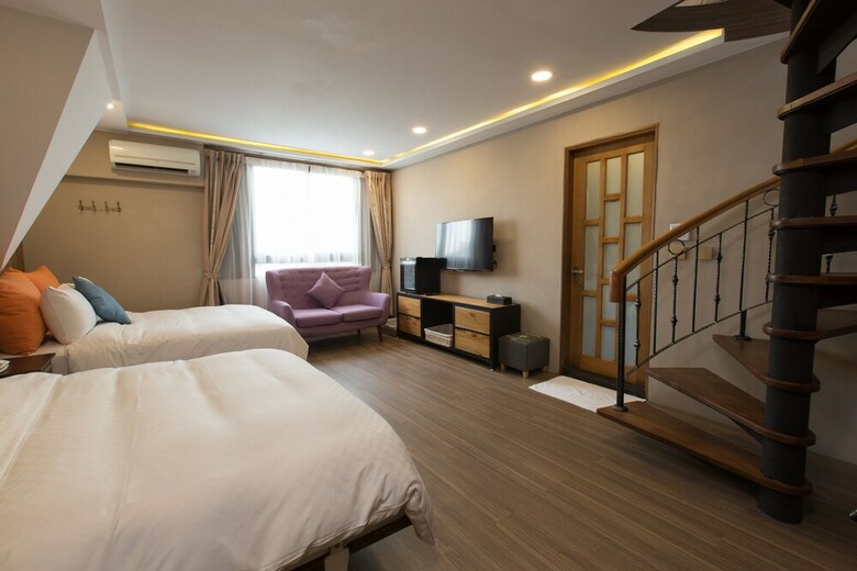 Bed & Breakfast Puli Story House