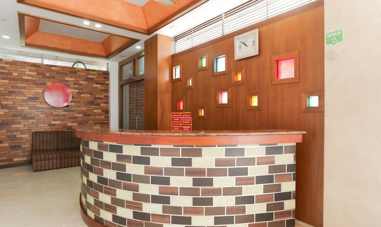Hotel Treebo Malabar Plaza Inn