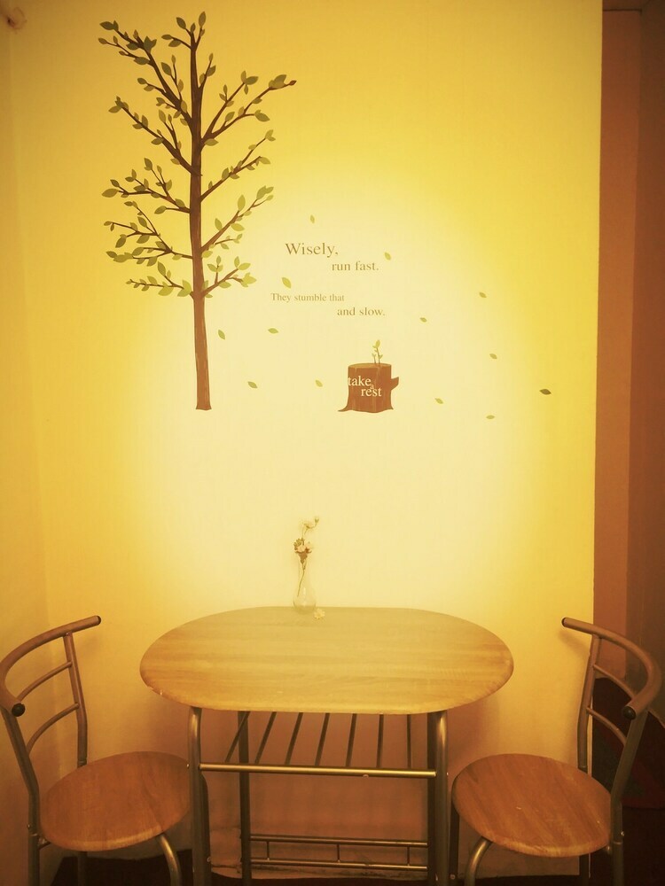 Hostal Take Me Home