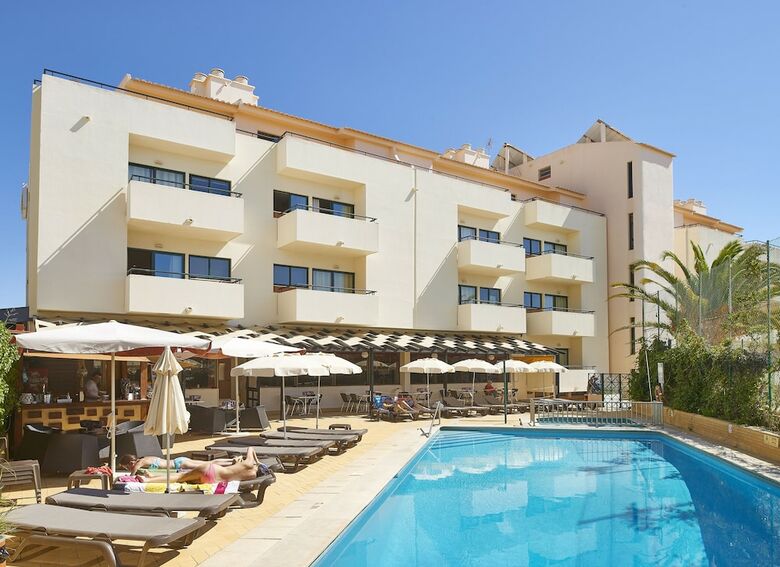Oceanus Aparthotel