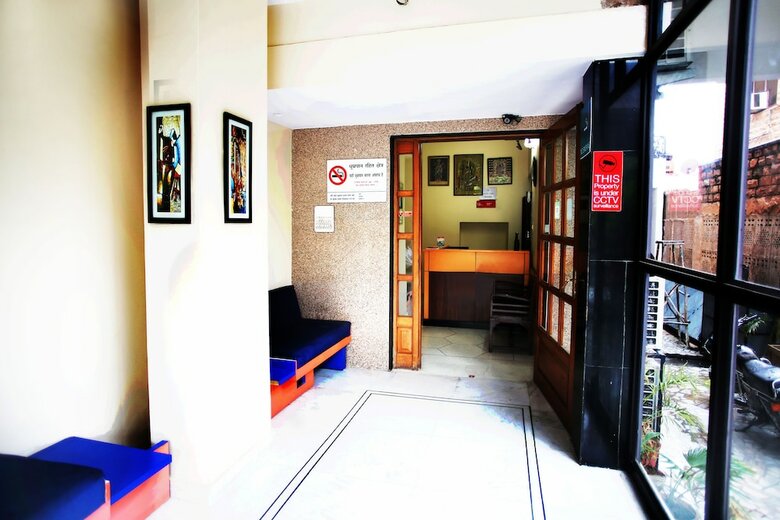 Hotel Ajit Mansion