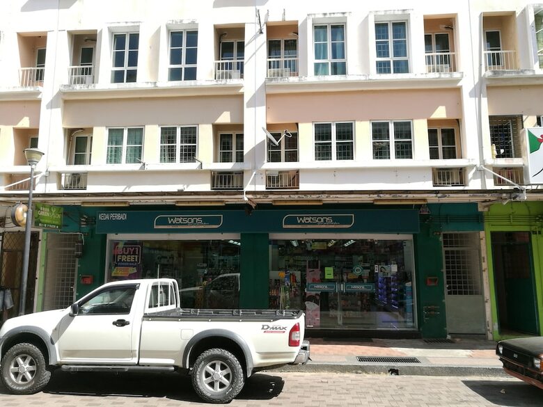 Hotel Oceanus Backpackers Hostel