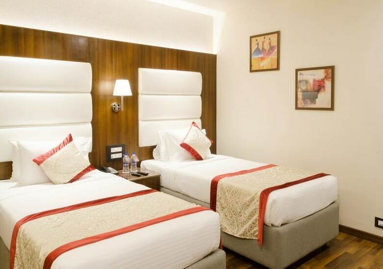 Ss Lumina Hotel