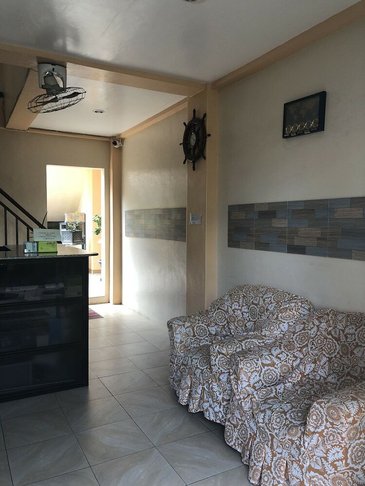 Hotel Jo-cris Apartelle