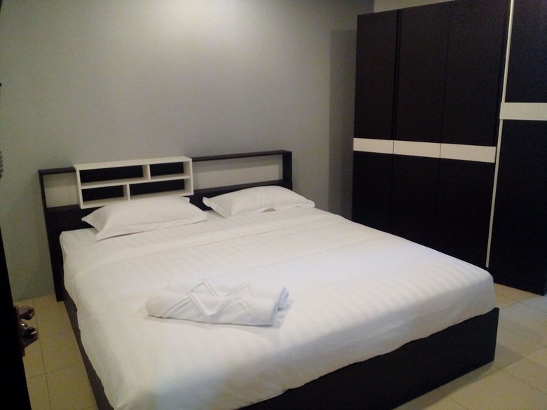 Hotel C&c Residence Bistro Restaurant